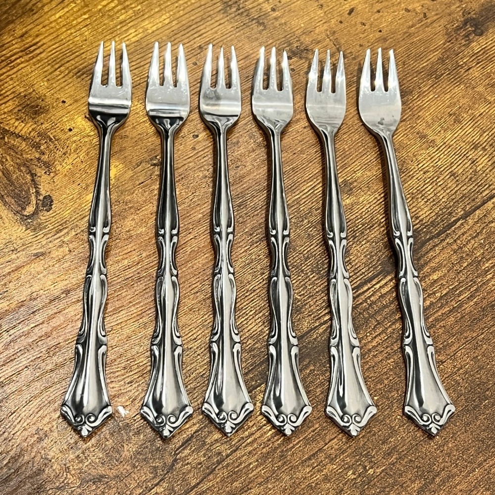 Onieda Colonial Mood Northland Stainless Dessert Forks Set of 6‎ Vintage